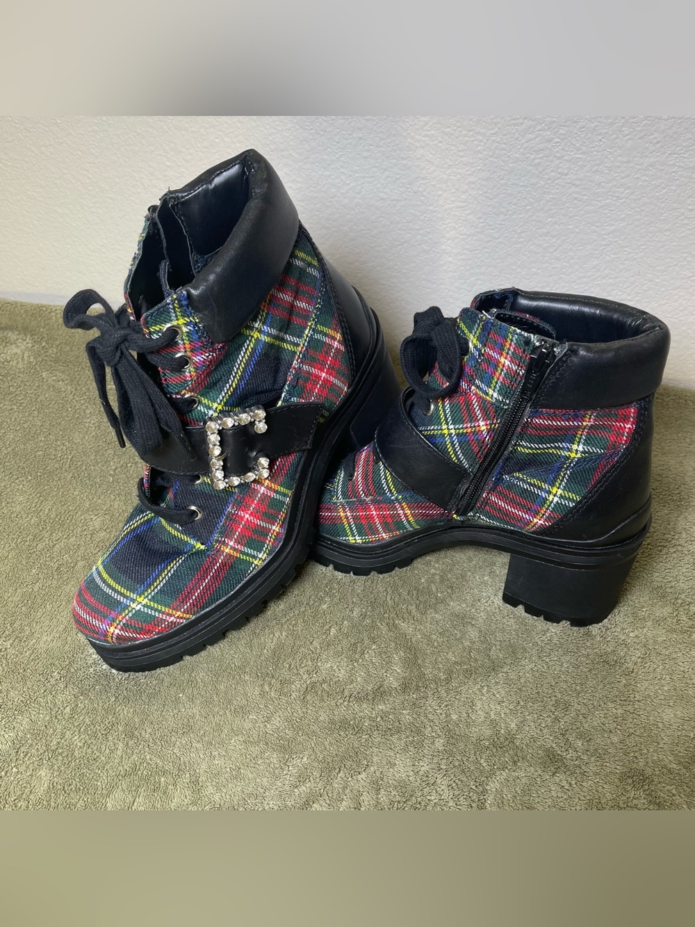 Gianni Bini GB Pop-Star Plaid Rhinestone Buckle Lug Sole Booties Boots 8M
